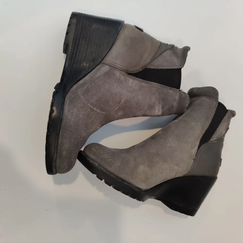 Sorel After Hours Chelsea Wedge Boots In Gray